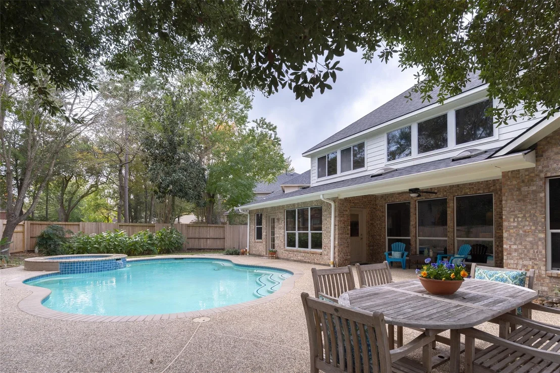 Photo of 150 Goldenvine Court