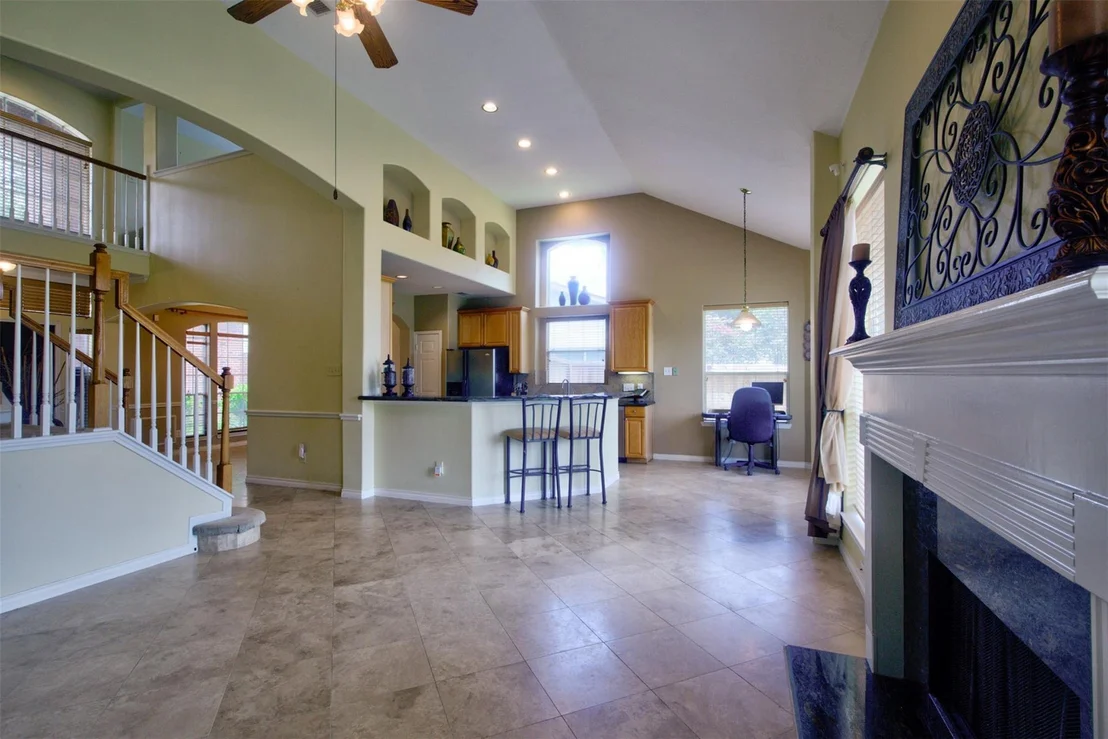 Photo of 12306 Millvan Drive