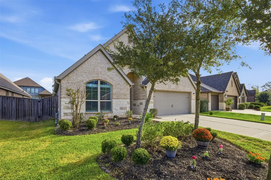 Photo of 302 Trillium Park Loop