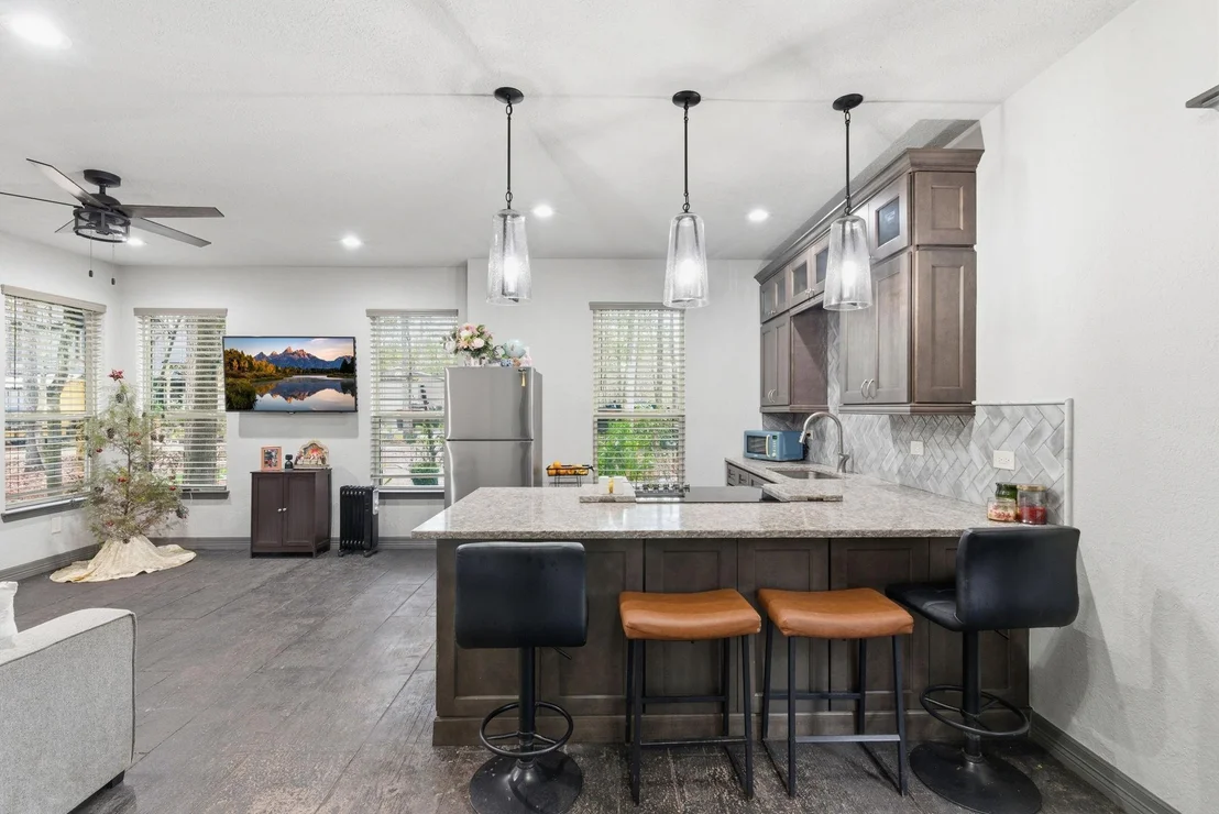 Photo of 1480 Traylor Road
