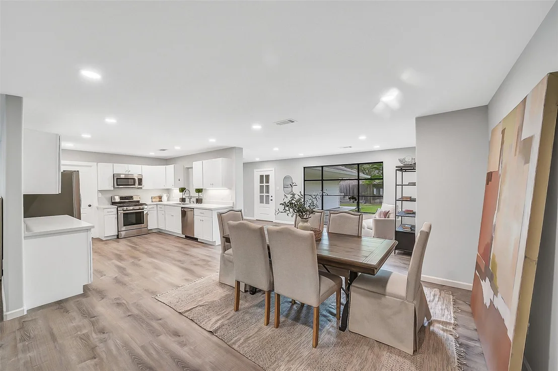 Photo of 10726 Riverview Drive
