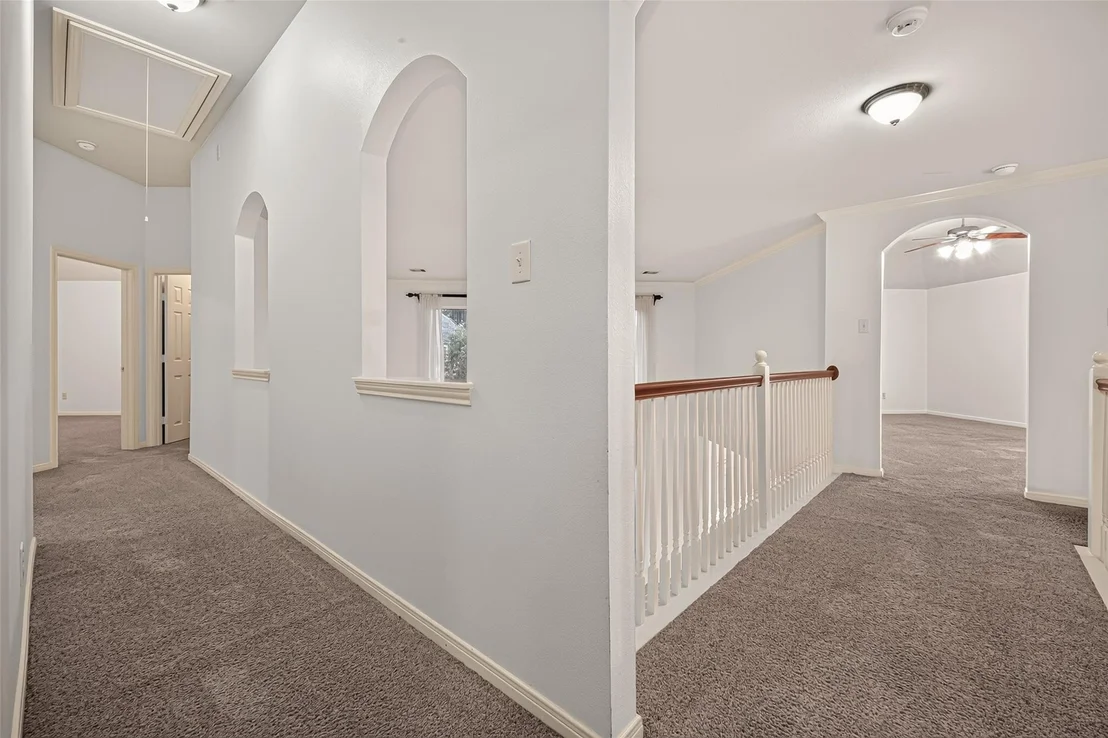 Photo of 331 Silver Creek Circle