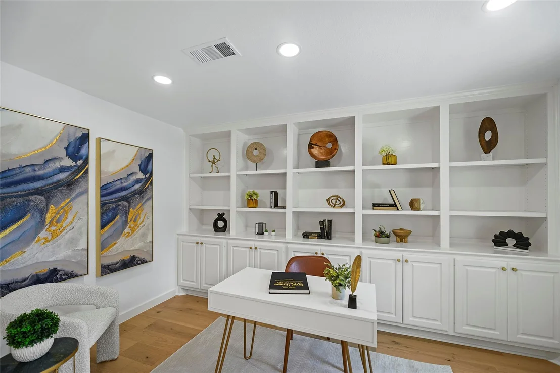 Photo of 1818 Watercrest Drive