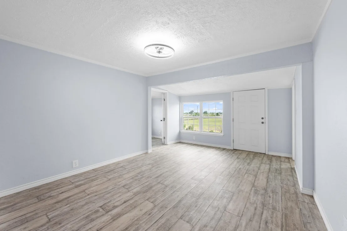 Photo of 2534 Bastrop