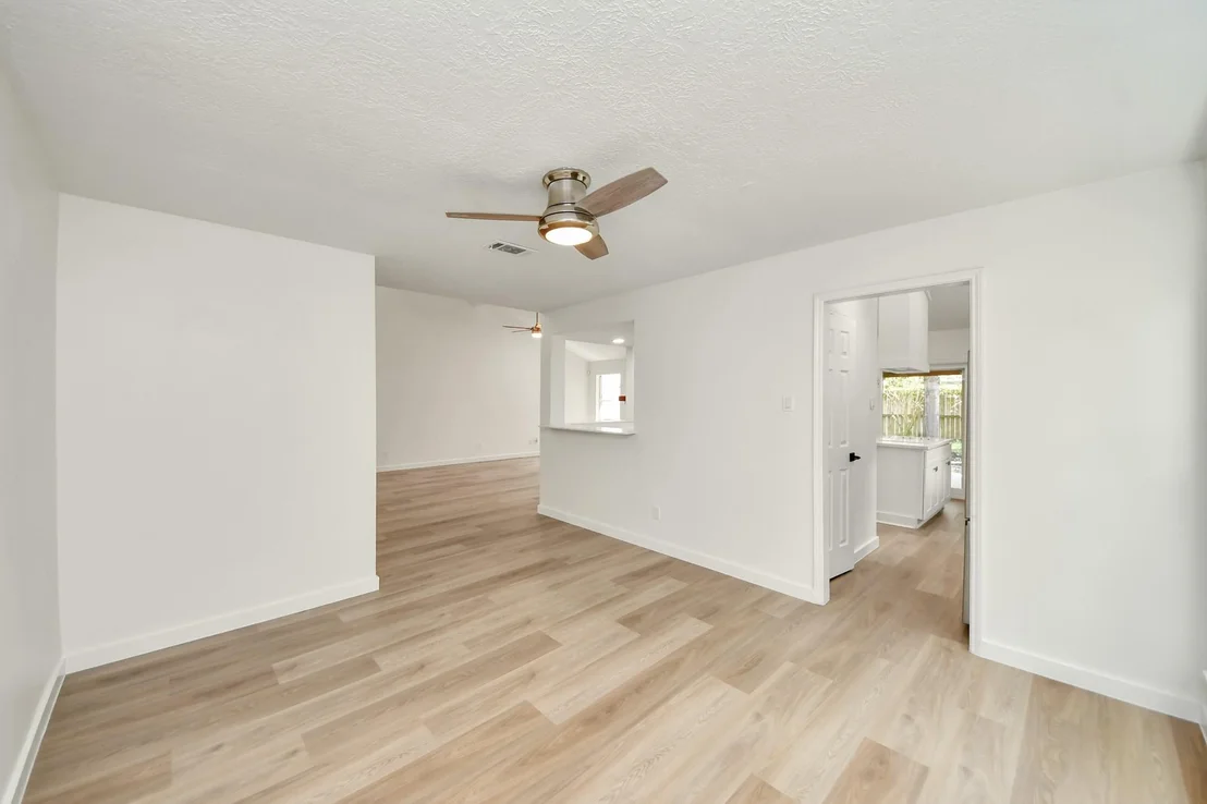 Photo of 16310 Havenhurst Drive