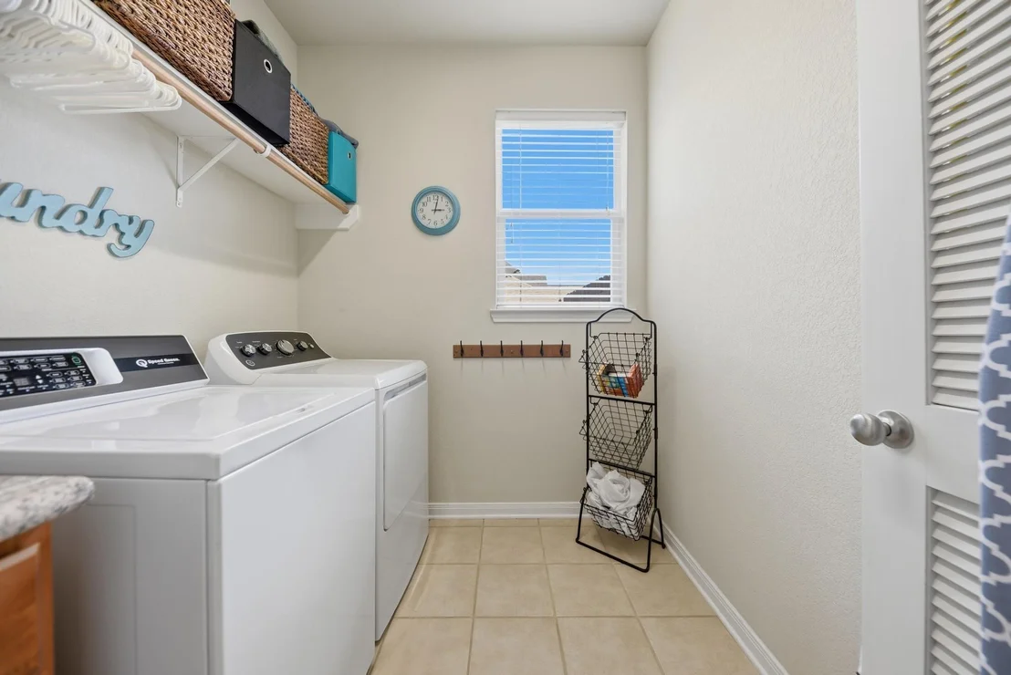 Photo of 2913 Oakwood Drive