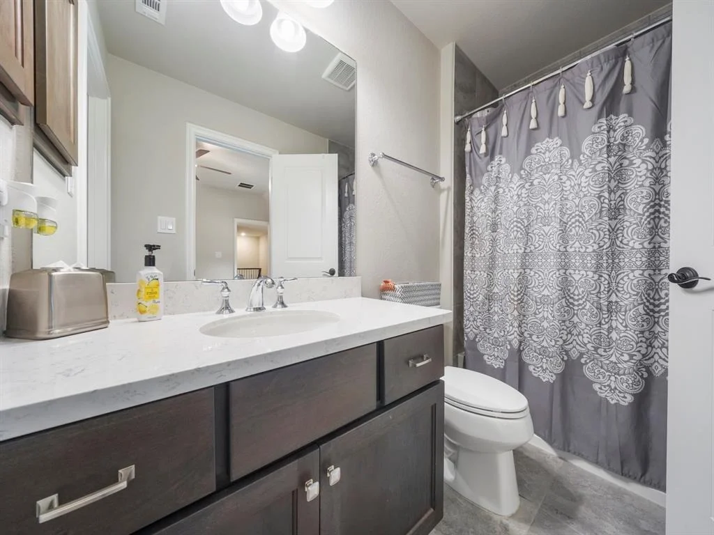 Photo of 2303 Bailey Ridge Lane