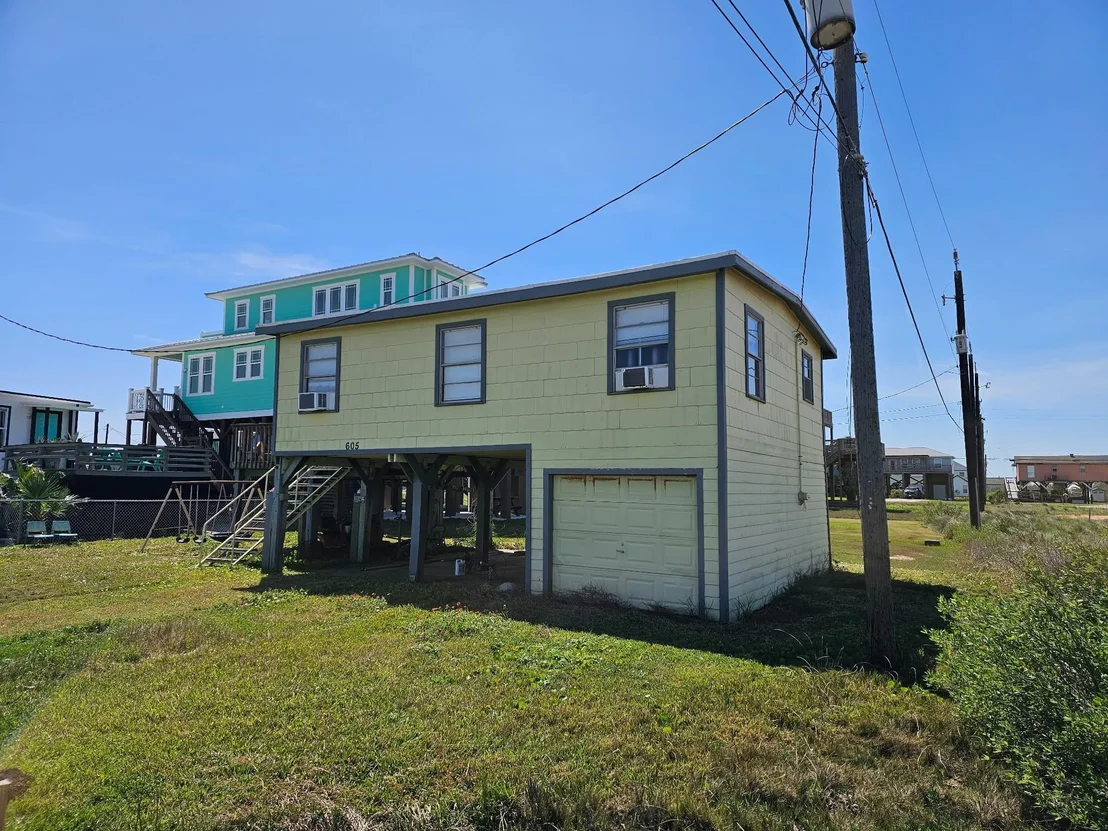 Photo of 605 Texas Street