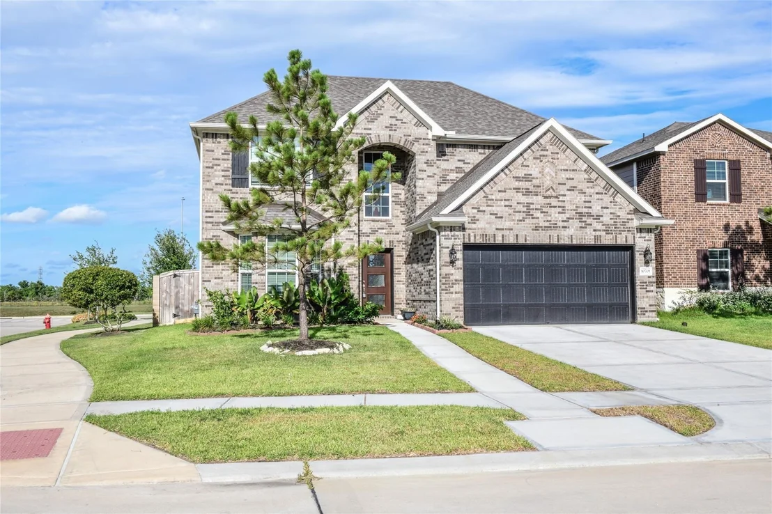 Photo of 10701 Clouds Rest Drive
