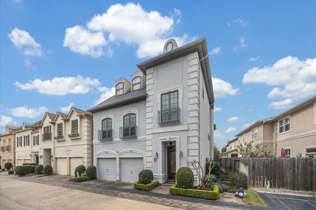 Photo of 33 Milan Estates