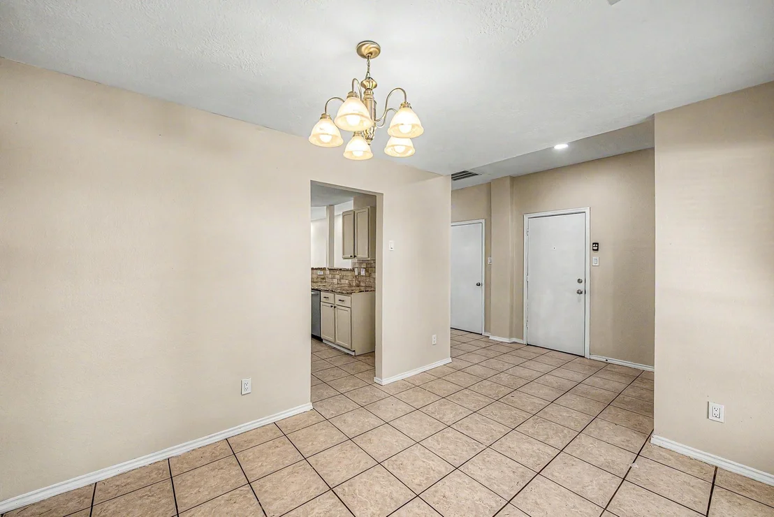 Photo of 6375 Crossway Drive