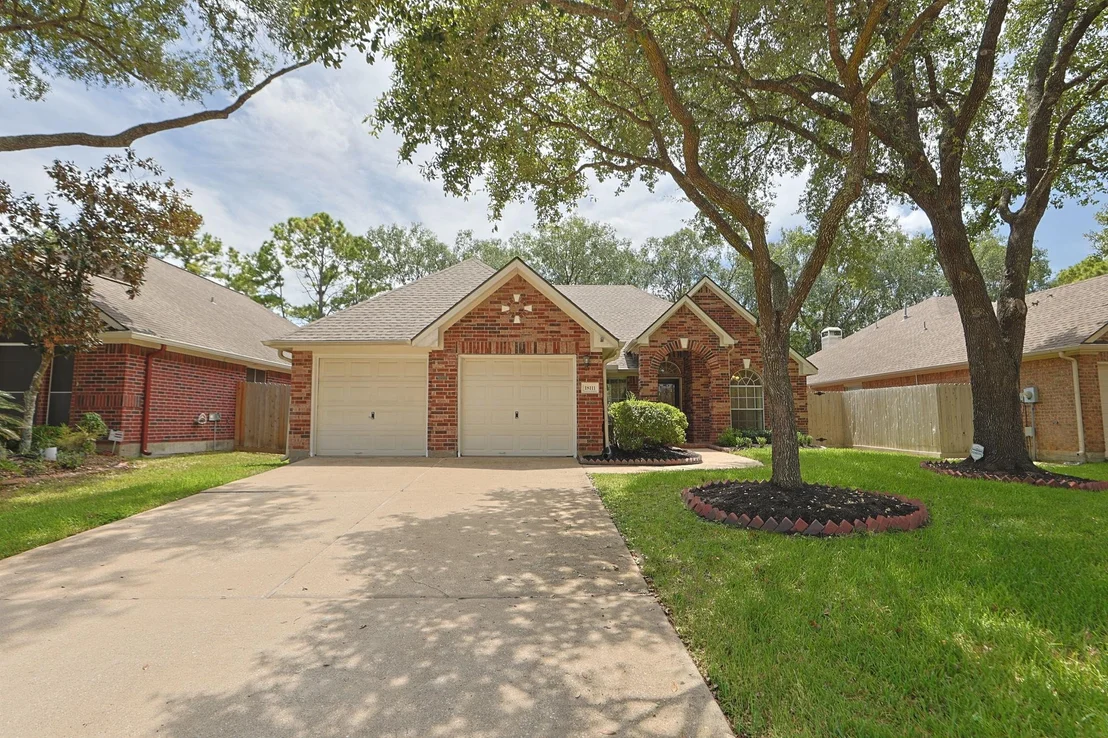 Photo of 18111 Brookes Bend