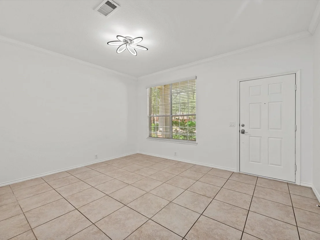 Photo of 6507 Evanmill Lane