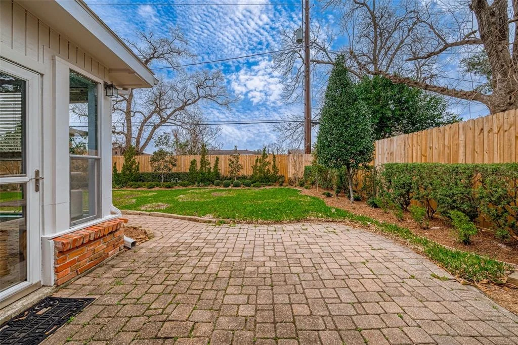 Photo of 5810 Southminster Drive