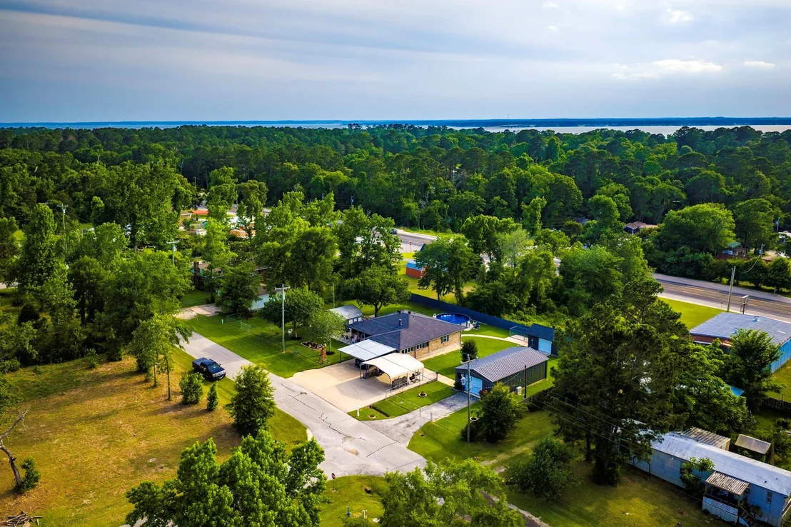 Photo of 188 Huckleberry Road