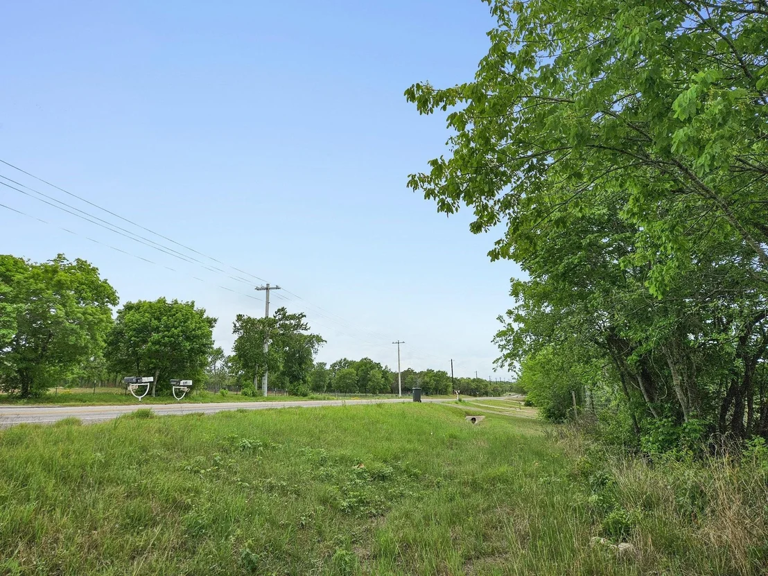 Photo of 2706 Pace Bend Road S