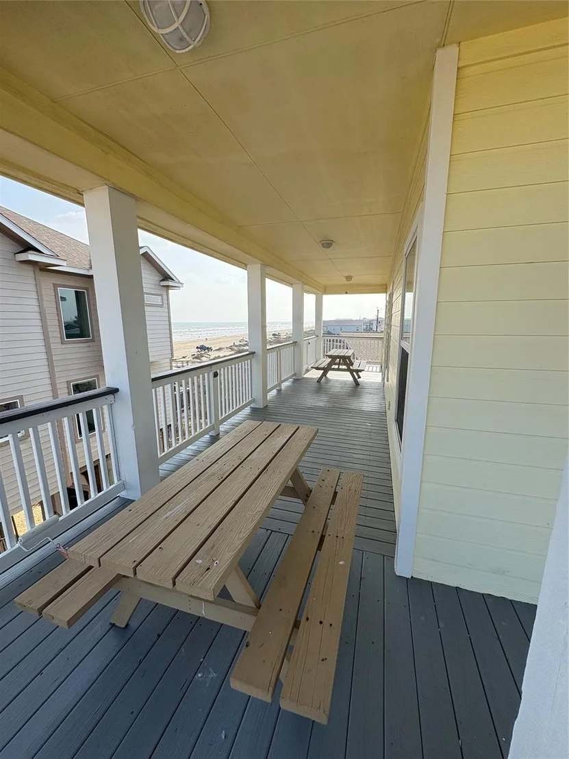 Photo of 111 Yucca Avenue