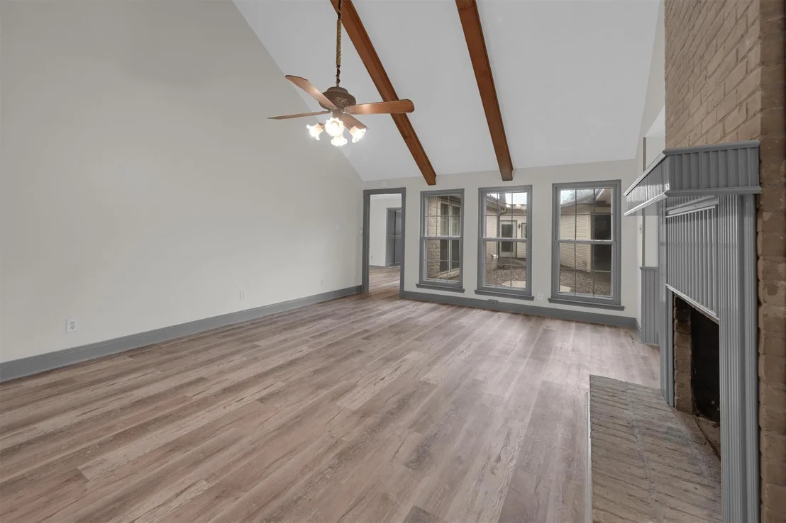 Photo of 7522 Live Oak Drive