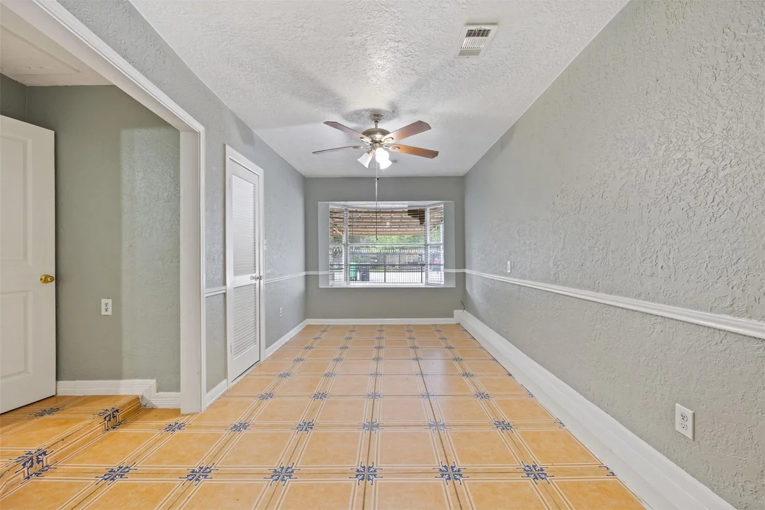Photo of 1115 Sunny Drive