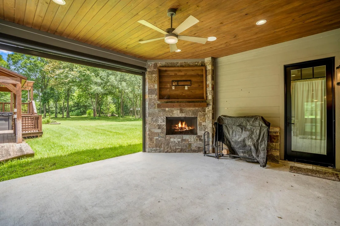 Photo of 17712 Kitzman Rd Road