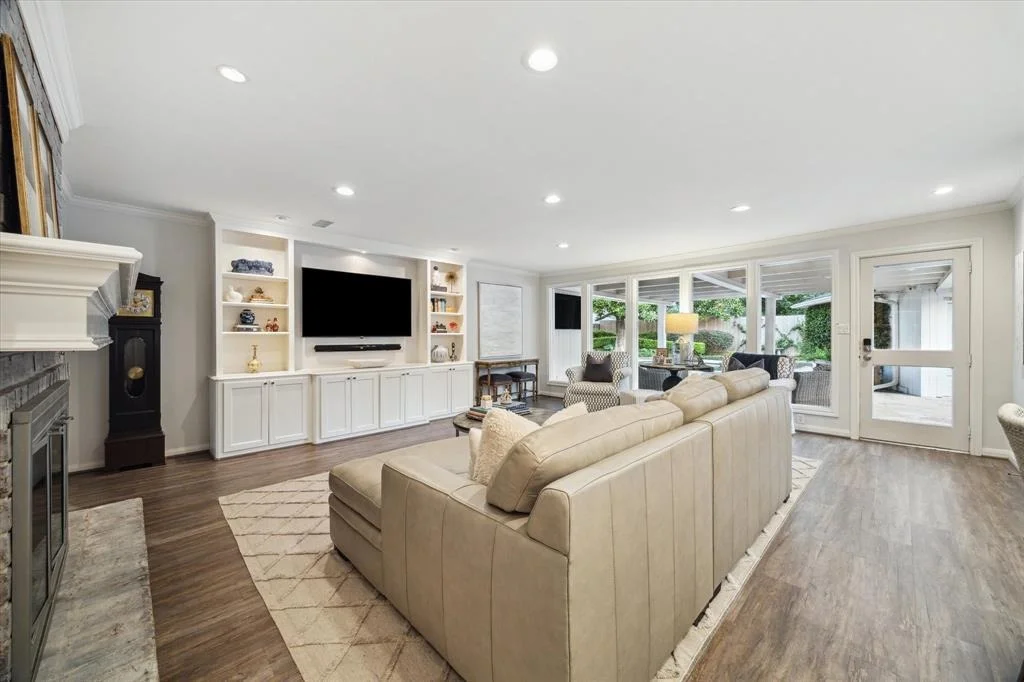 Photo of 10051 Olympia Drive