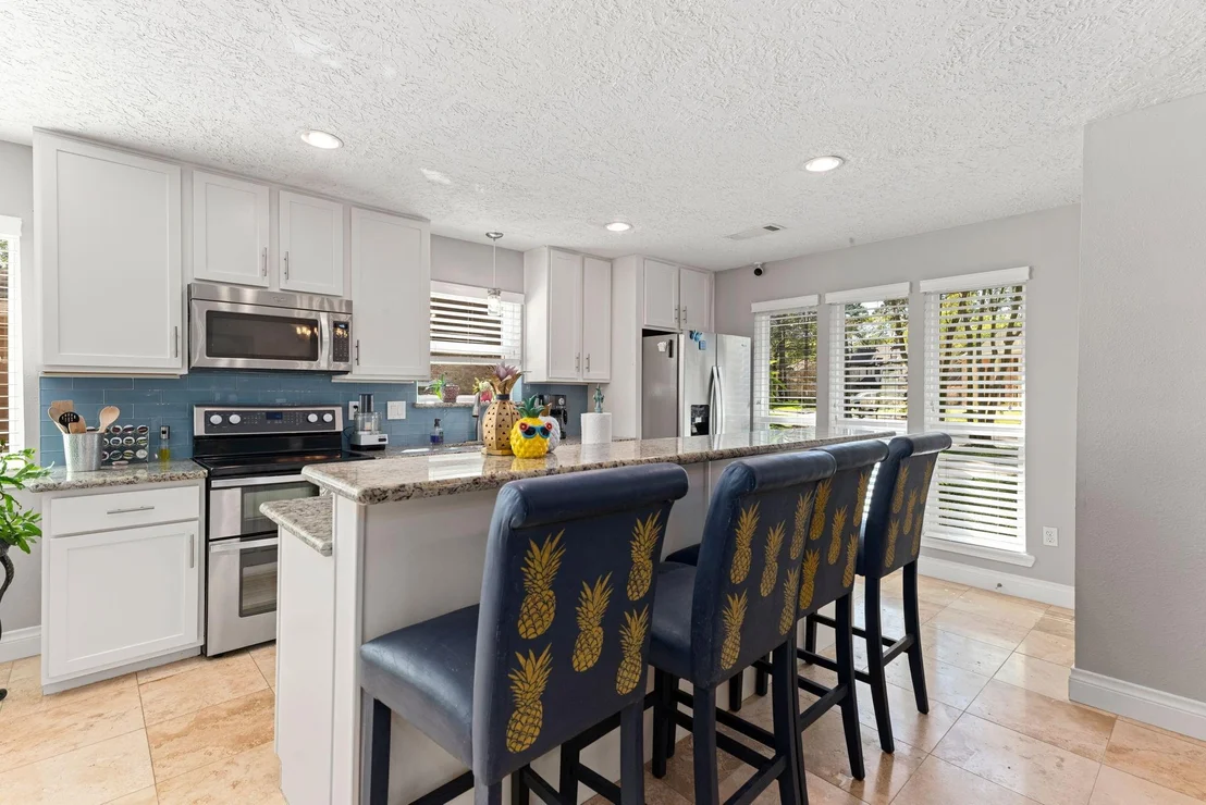 Photo of 8207 Colonial Oaks Lane