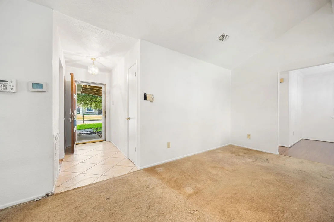 Photo of 1346 Castle Glen Drive