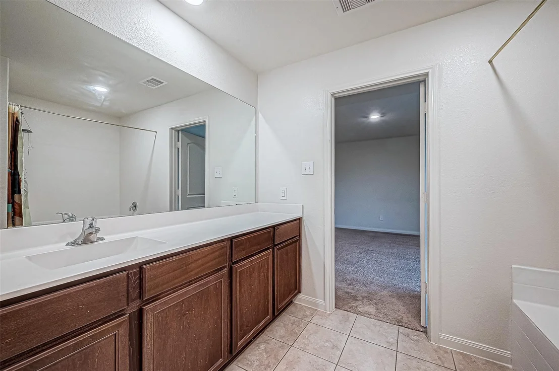 Photo of 9915 Garnet Grove Drive