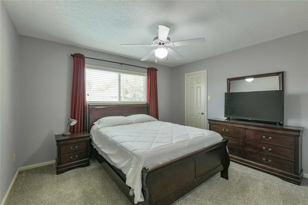 Photo of 16615 Aldenham Place