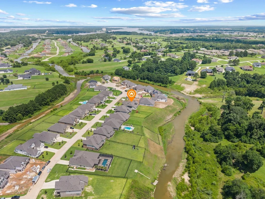 Photo of 262 Peninsula Point Drive