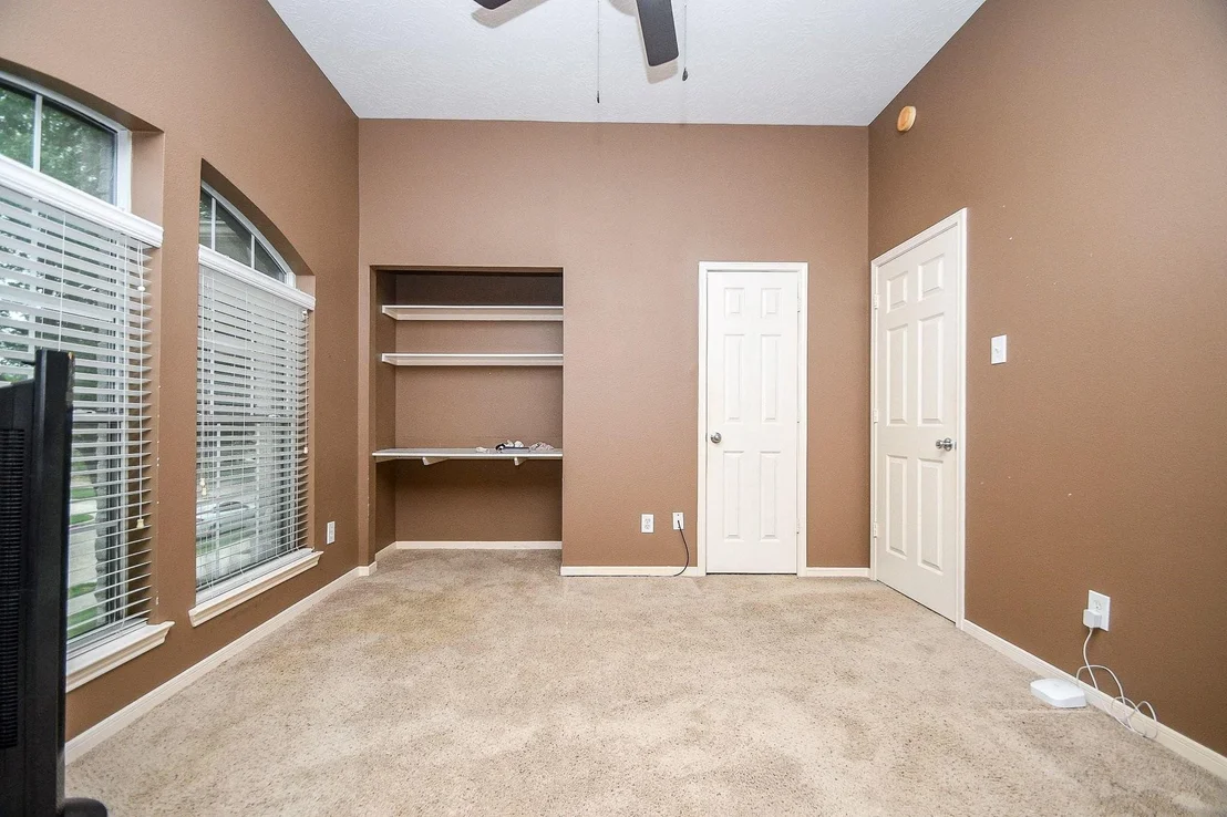 Photo of 205 Rustic Oaks Drive