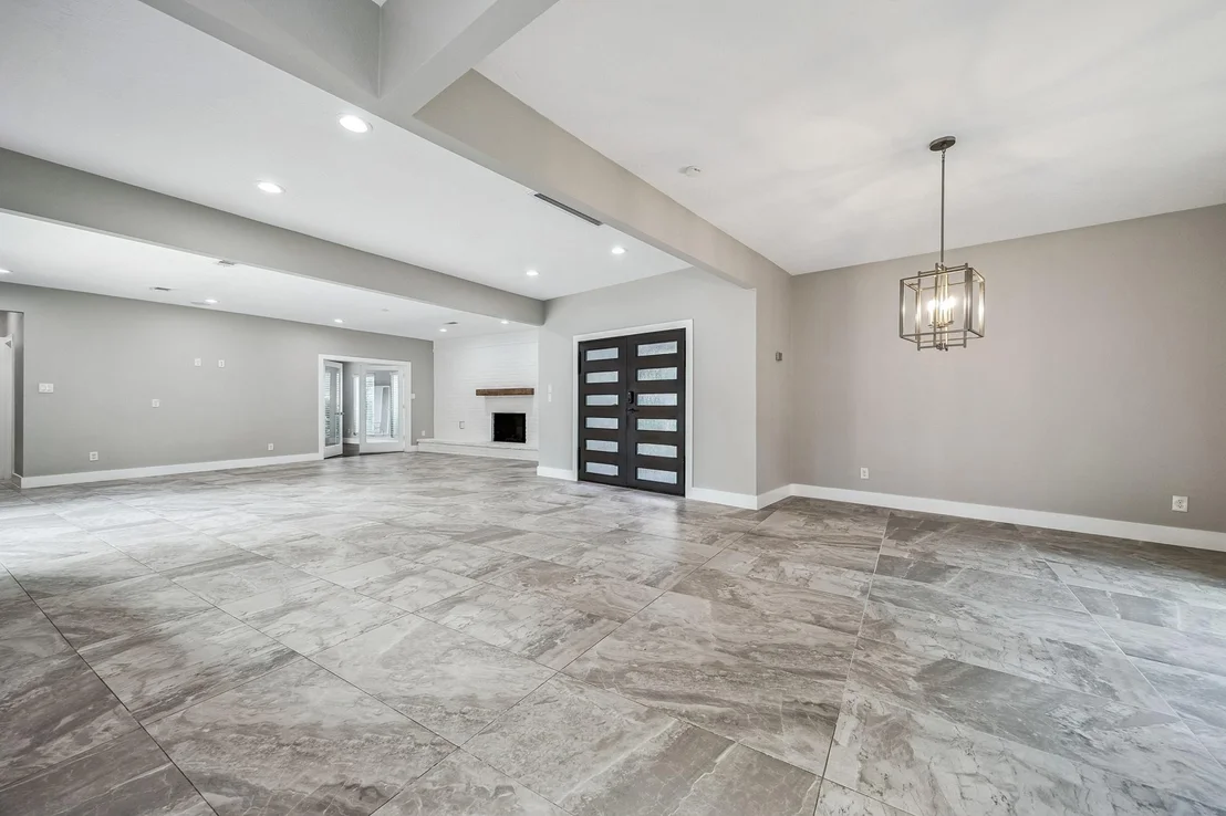 Photo of 922 Crossroads Drive