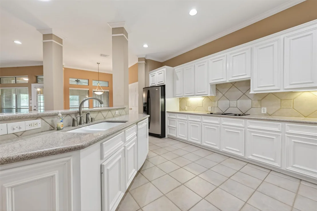 Photo of 1202 Waterside Estates Circle