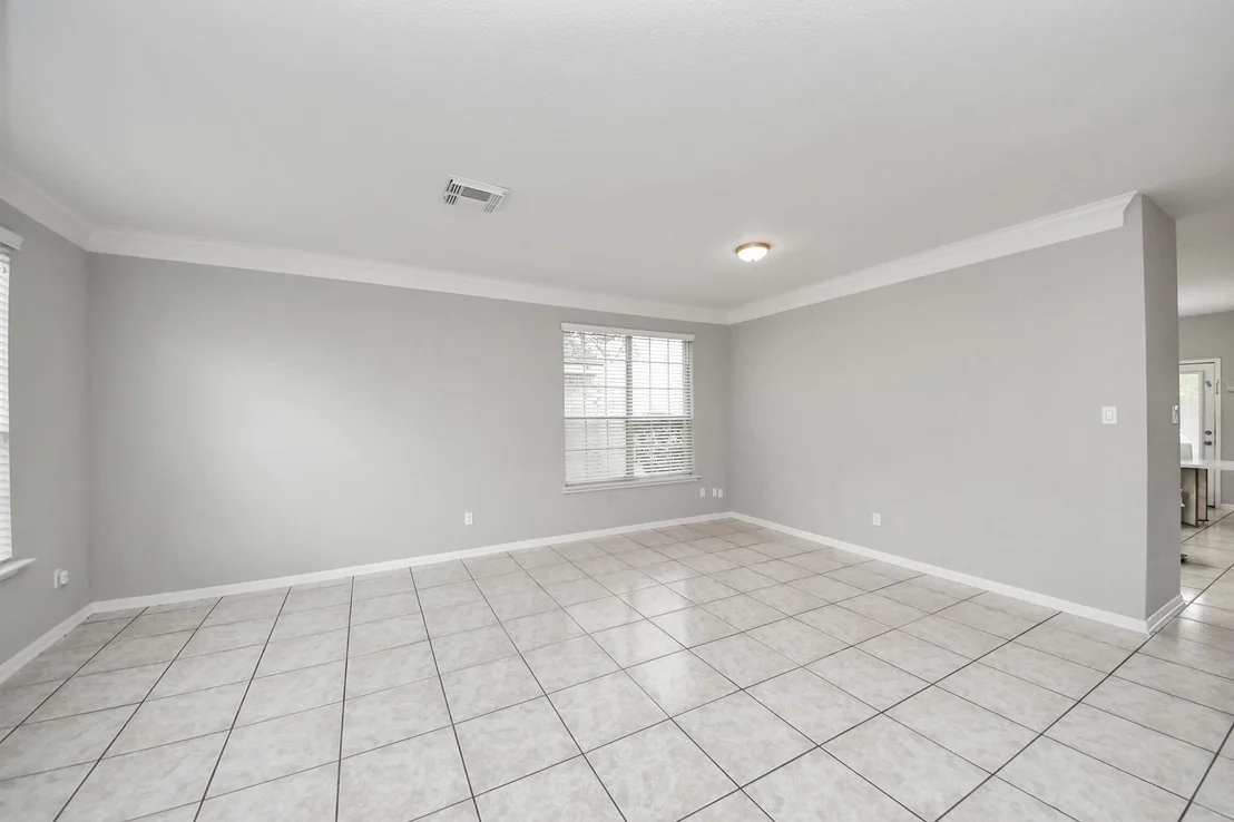 Photo of 1315 Chalk Rock Drive