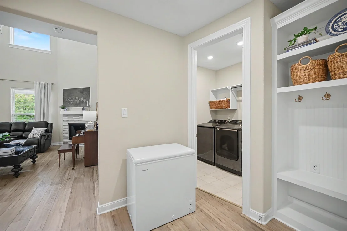 Photo of 17607 Harper's Way