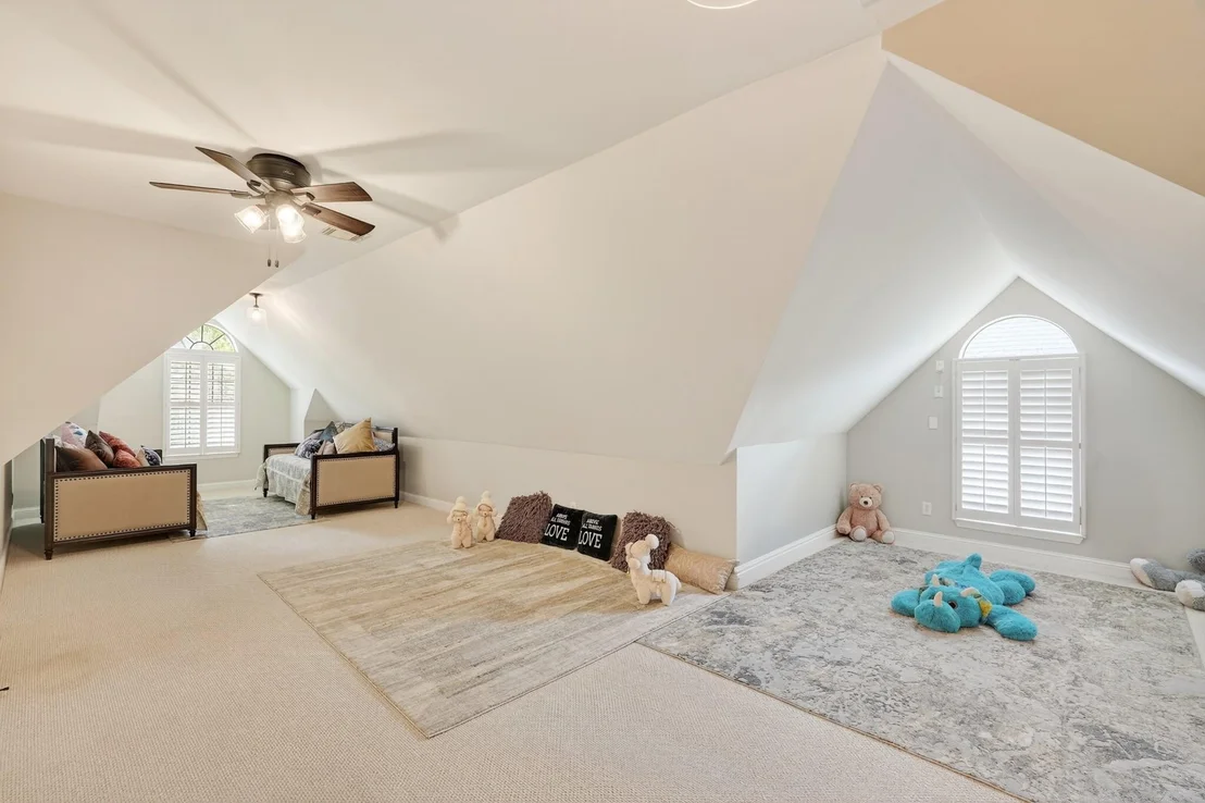 Photo of 24710 Creekview Drive