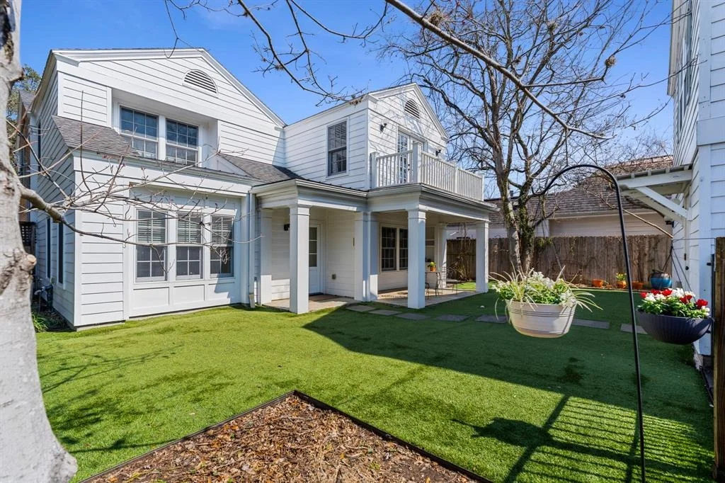 Photo of 2247 Dryden Road