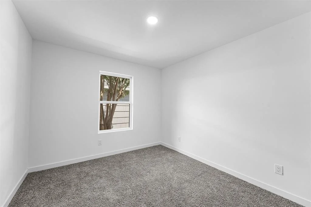 Photo of 3303 Dartmouth Drive