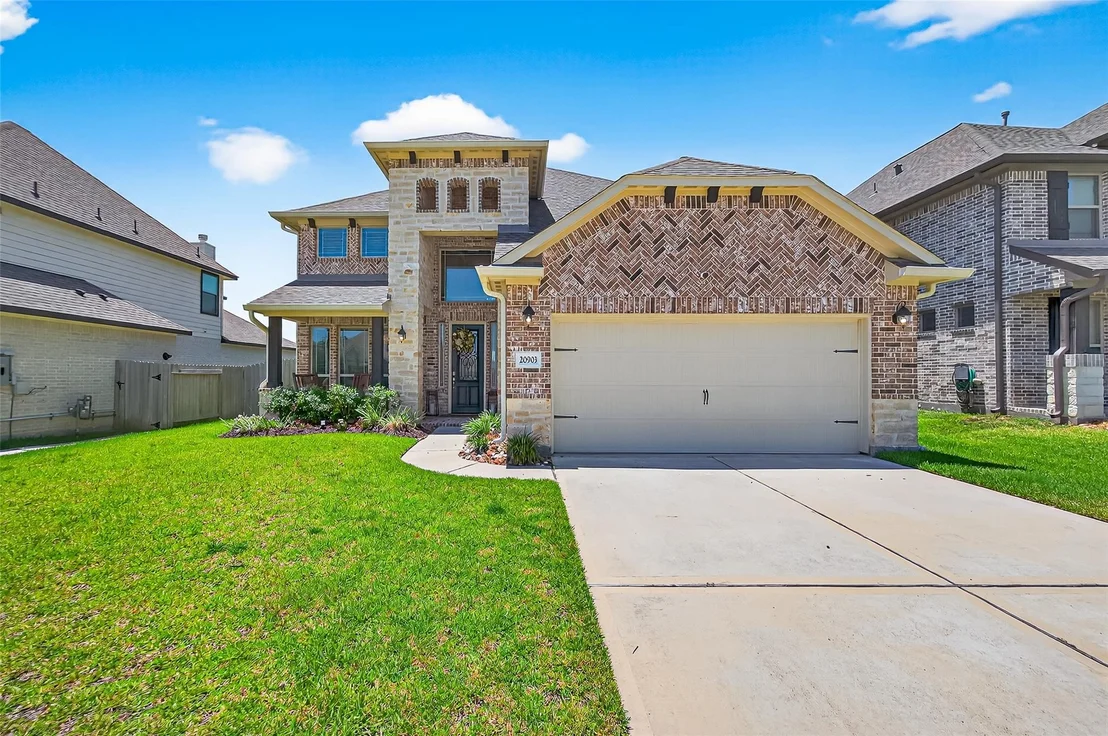 Photo of 20903 Silver Lance Drive