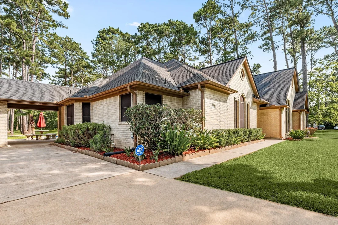 Photo of 7302 Pine Drive
