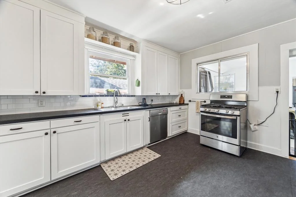 Photo of 719 Key Street