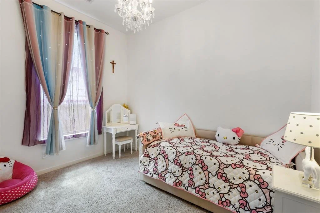 Photo of 17102 Crimson Crest Drive