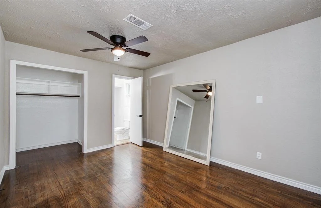 Photo of 2020 Vince Street