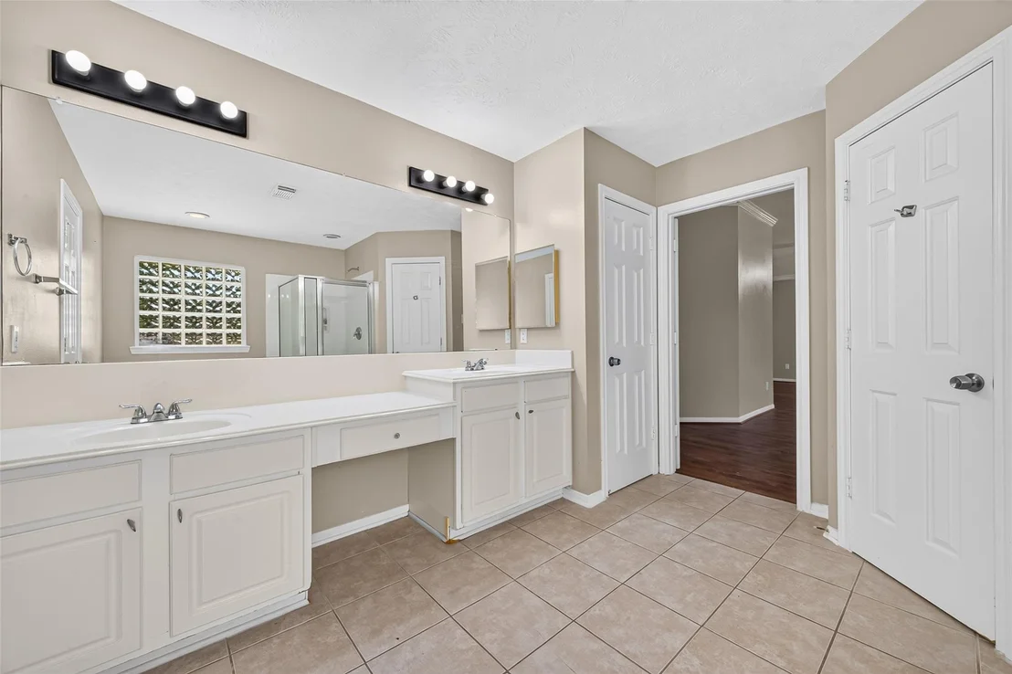 Photo of 14910 White Forge Lane