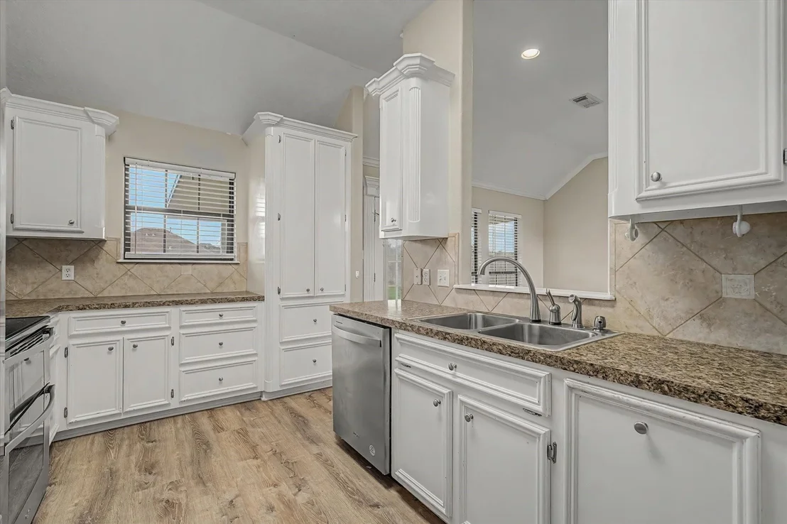 Photo of 1015 Cardinal Drive