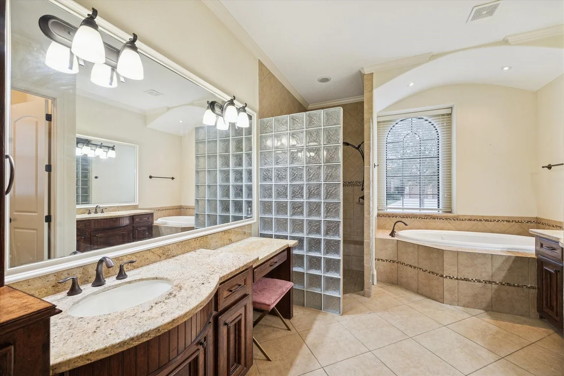 Photo of 144 Waterstone Drive
