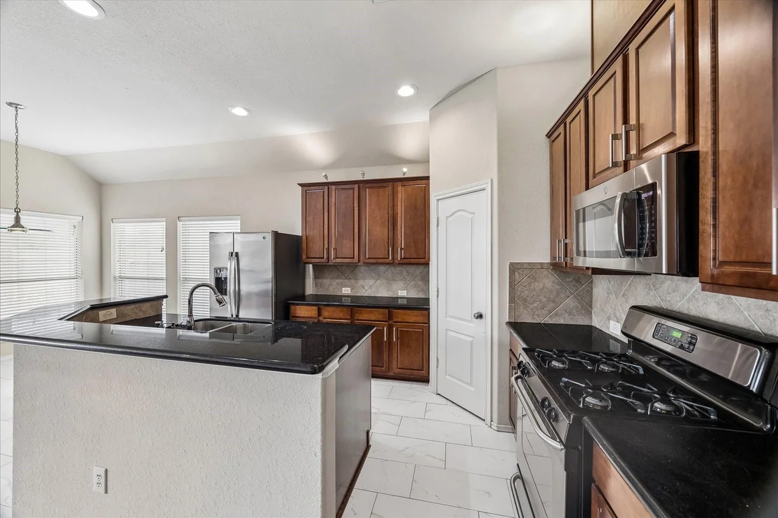 Photo of 8107 Whisper Point Drive