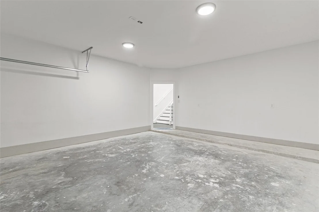 Photo of 2204 Hoskins Drive