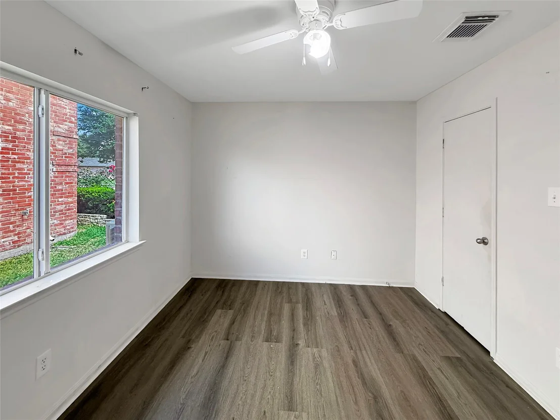 Photo of 10311 Mills Point Drive