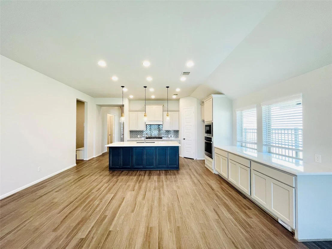 Photo of 669 Cape Capri Drive